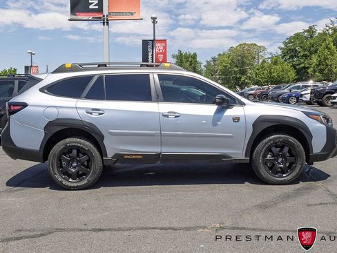 Used 2025 Subaru Outback Wilderness AWD/4WD image 18