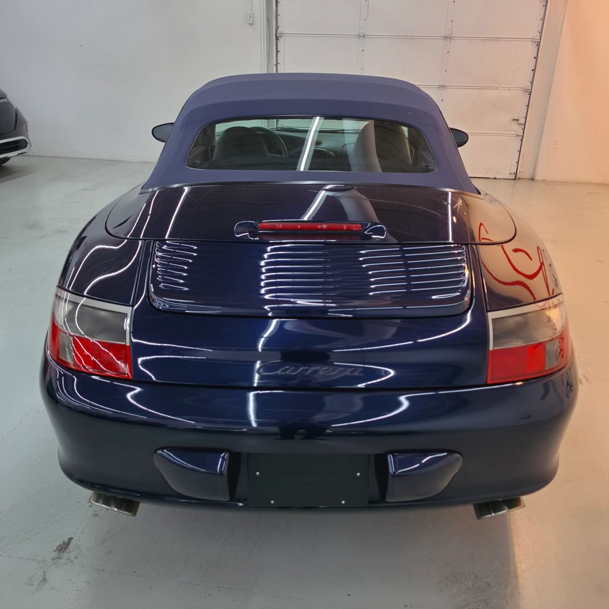 Used 2004 Porsche 911 Carrera 4 AWD/4WD image 11