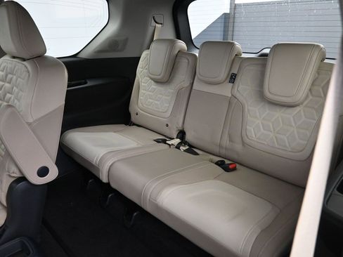New 2025 Nissan Armada Platinum w/ Convenience Package image 23