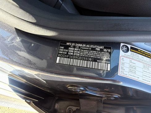 Used 2016 Mercedes-Benz E 350 Sedan image 36