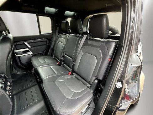 Used 2023 Land Rover Defender 110 X-Dynamic SE AWD/4WD image 22