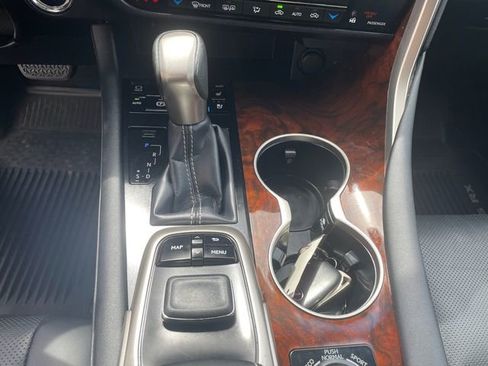 Used 2019 Lexus RX 450h AWD w/ Navigation Package image 35