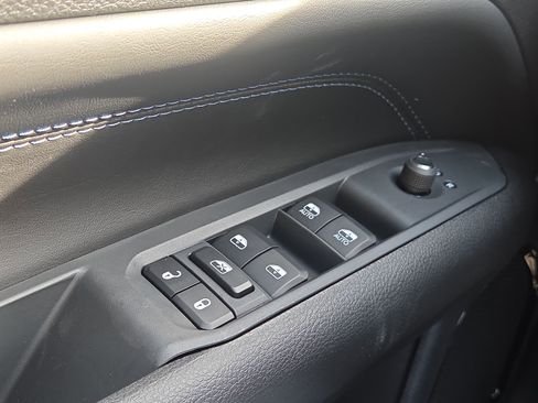 New 2026 Jeep Compass Latitude image 24