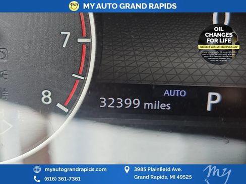 Used 2023 Nissan Rogue SL AWD/4WD image 17