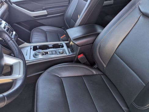 Certified 2024 Ford Explorer Limited image 18