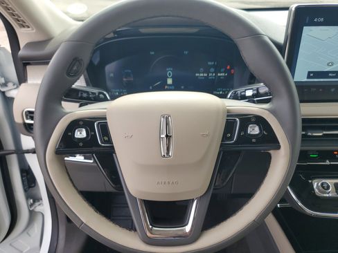 Certified 2023 Lincoln Corsair AWD w/ Equipment Group 101A image 14