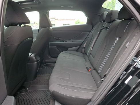New 2026 Hyundai Elantra SEL Sport Premium FWD image 6