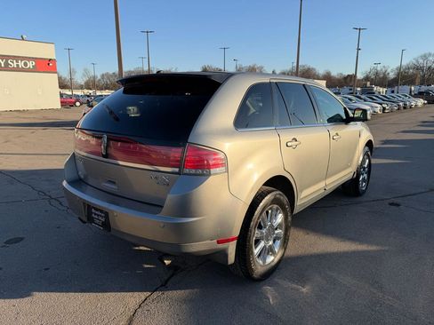 Used 2008 Lincoln MKX AWD image 3