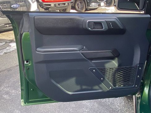 Certified 2025 Ford Bronco Badlands image 6