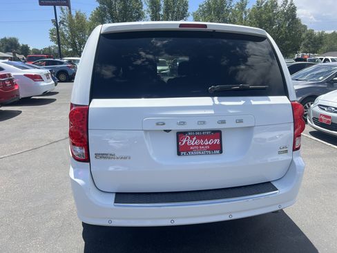 Used 2019 Dodge Grand Caravan GT w/ Safety Sphere Group FWD image 8