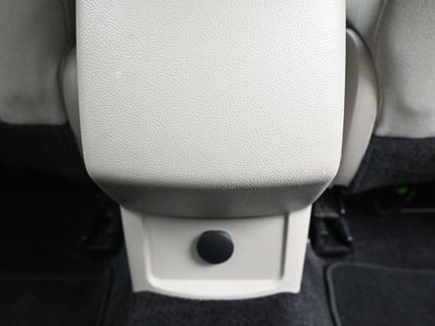 Used 2017 Ford Fusion SE image 16