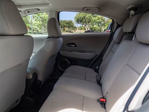 Used 2017 Honda HR-V EX image 24