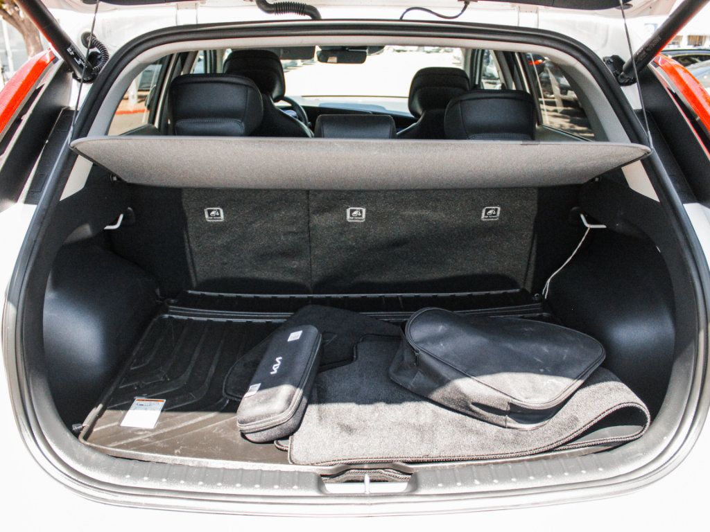 Used 2023 Kia Niro Wave FWD image 28