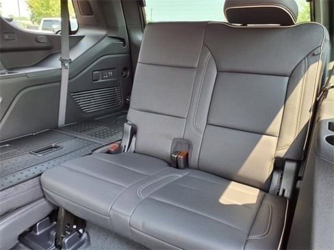 New 2025 Chevrolet Tahoe Premier AWD/4WD image 9