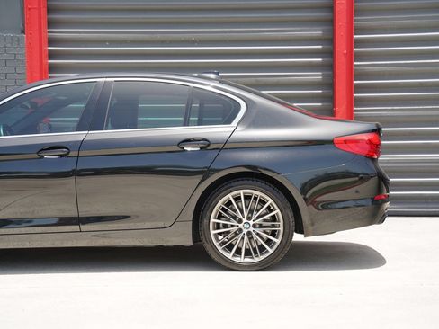 Used 2020 BMW 540i xDrive w/ Premium Package AWD/4WD image 10