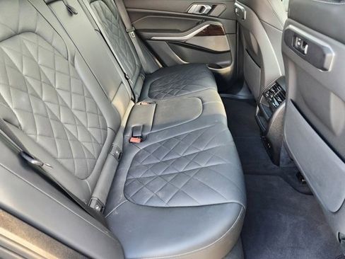 Used 2025 BMW X5 xDrive40i w/ Premium Package image 31
