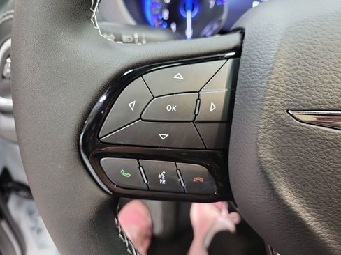 New 2026 Chrysler Pacifica Limited w/ S Appearance Package image 17