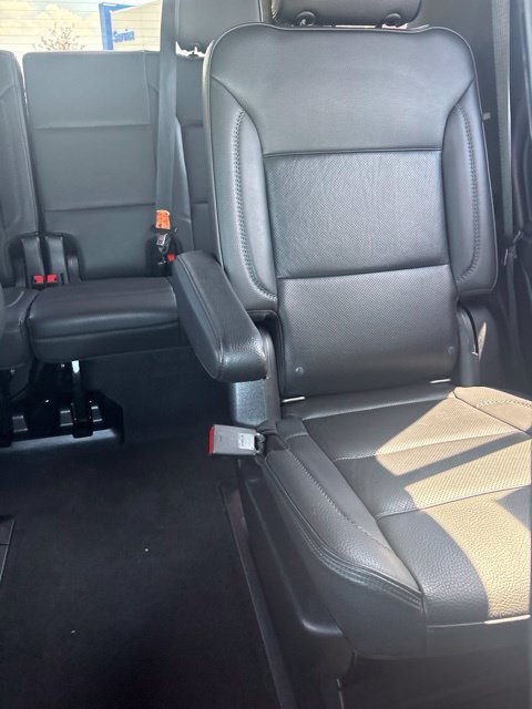 Used 2021 GMC Yukon Denali w/ Denali Ultimate Package AWD/4WD image 24
