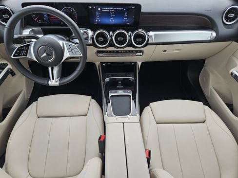 Certified 2026 Mercedes-Benz GLB 250 image 25