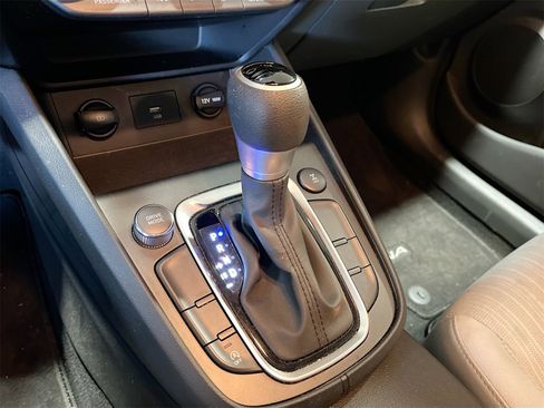 Used 2023 Hyundai Kona SEL image 16