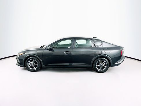 Used 2025 Kia K4 LXS image 4