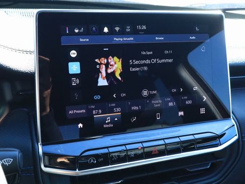 New 2026 Jeep Compass Latitude image 5