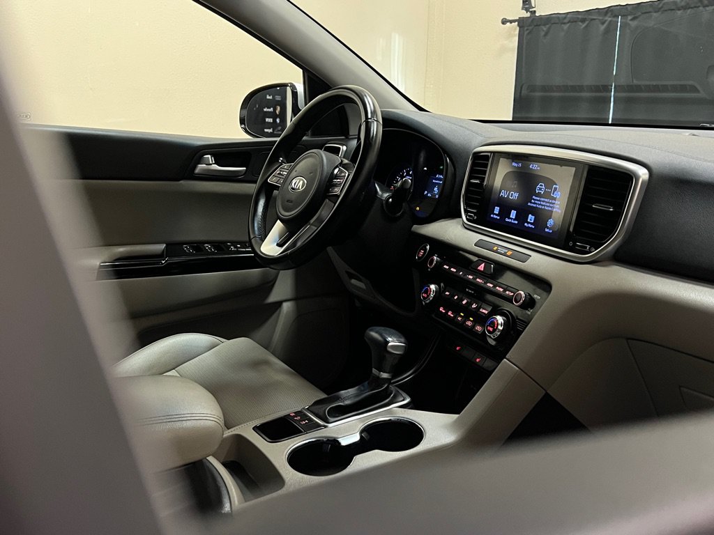 Used 2020 Kia Sportage EX AWD/4WD image 15