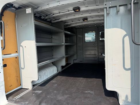 Used 2020 Nissan NV 2500 SV w/ Navigation Package RWD image 12