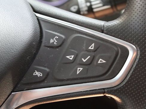 Used 2022 Chevrolet Malibu LT image 12