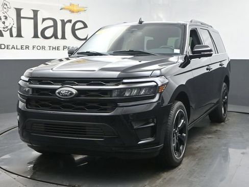 Used 2024 Ford Expedition Limited AWD/4WD image 7