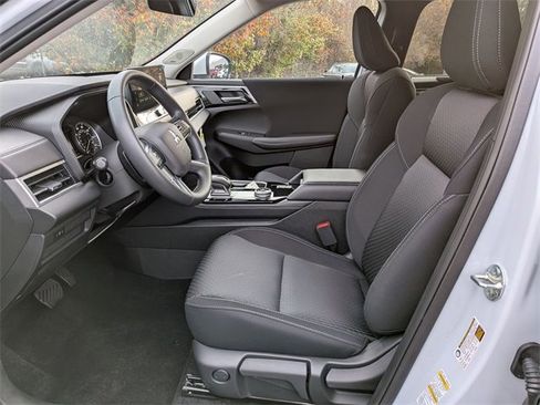 New 2025 Mitsubishi Outlander ES image 14