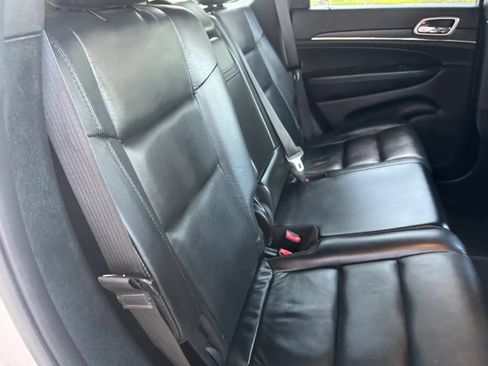 Used 2018 Jeep Grand Cherokee Limited AWD/4WD image 34