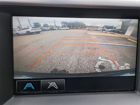 Used 2018 GMC Acadia SLE image 31