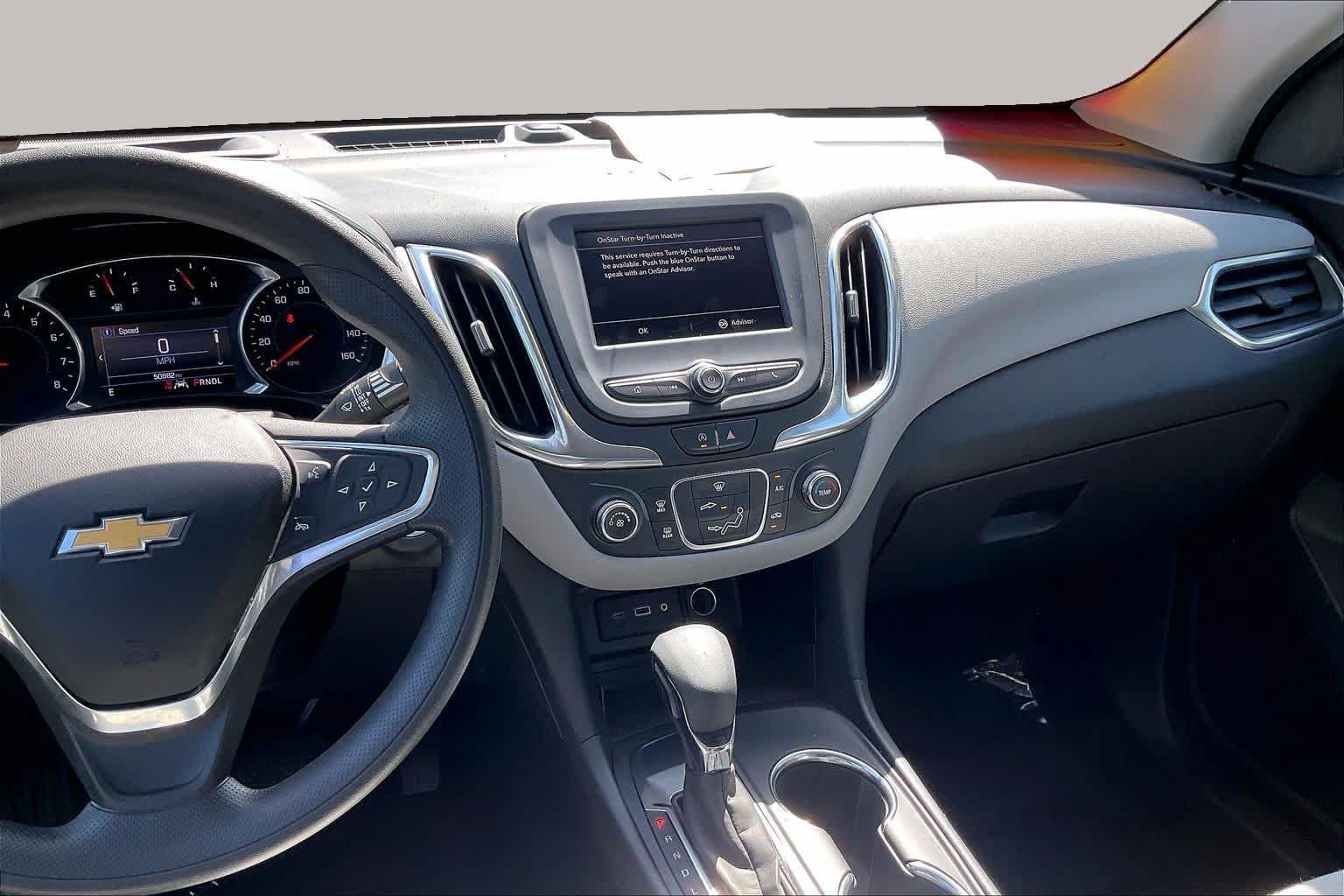 Used 2022 Chevrolet Equinox LS w/ LS Convenience Package FWD image 7