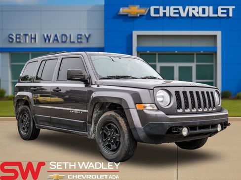 Used 2016 Jeep Patriot Sport FWD image 1