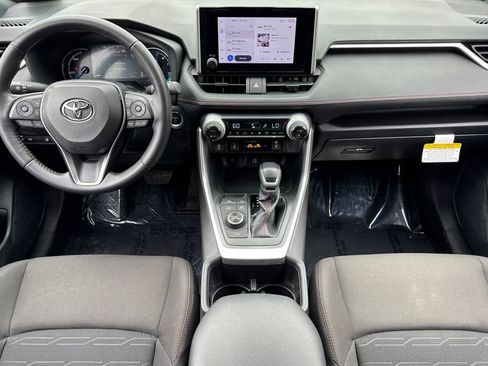 Used 2024 Toyota RAV4 SE w/ Weather & Moonroof Package AWD/4WD image 4