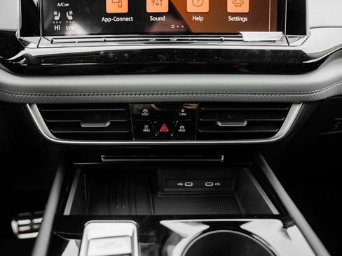 New 2026 Volkswagen Atlas Peak Edition image 32