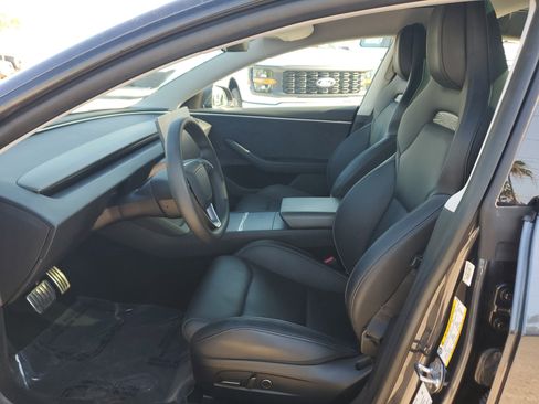 Used 2024 Tesla Model 3 Performance image 15