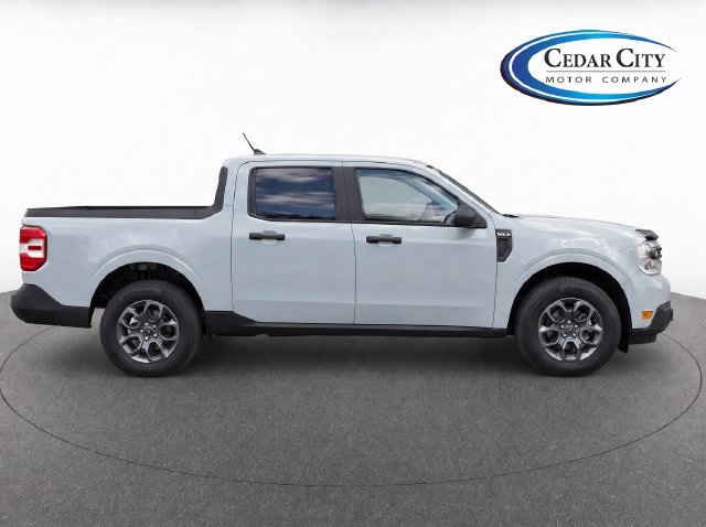 Used 2022 Ford Maverick XLT FWD image 8