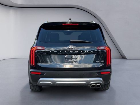 Used 2021 Kia Telluride EX w/ EX Premium Package FWD image 4