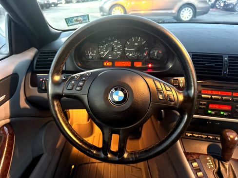 Used 2005 BMW 325Ci Convertible image 11