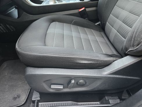 Used 2021 Ford Edge SEL image 18