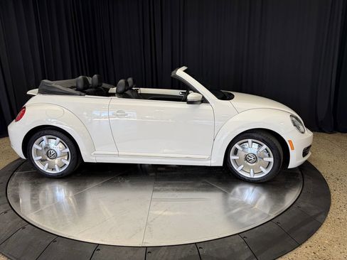 Used 2014 Volkswagen Beetle 2.5 image 11