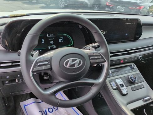 Used 2025 Hyundai Palisade SEL AWD/4WD image 13