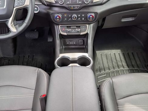 Used 2023 GMC Terrain Denali AWD/4WD image 19