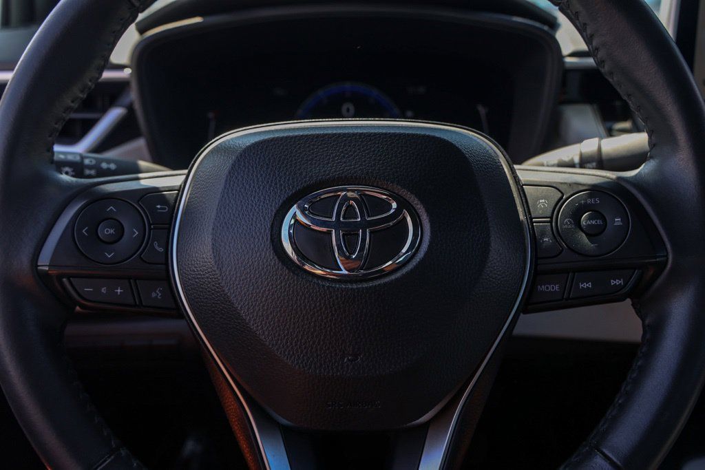 Used 2025 Toyota Corolla FX w/ Convenience Package FWD image 26