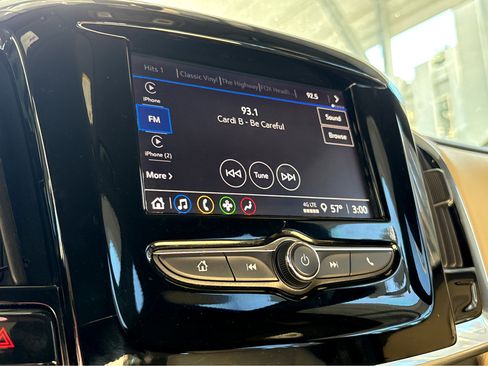 Used 2023 Chevrolet Traverse LS w/ Safety Package image 7