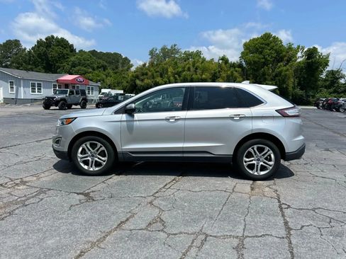 Used 2017 Ford Edge Titanium w/ Equipment Group 301A image 9