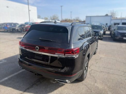 Used 2024 Volkswagen Atlas SE image 7