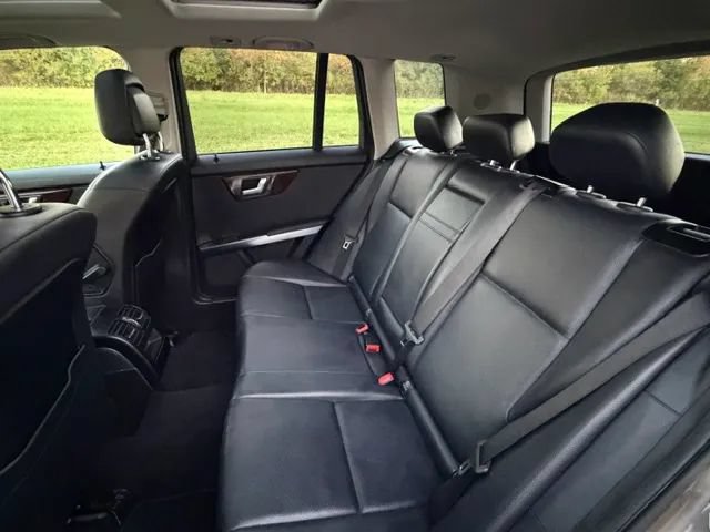 Used 2013 Mercedes-Benz GLK 350 4MATIC image 22